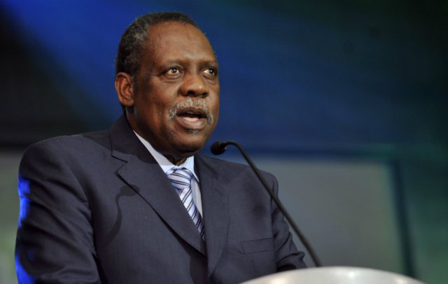 Issa-Hayatou-CAF