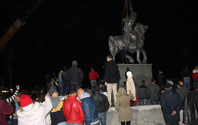 statue-bourguiba-monastir2016