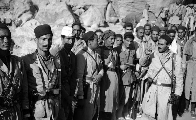 TUNISIA-INDEPENDENCE-FIGHTERS-SURRENDER