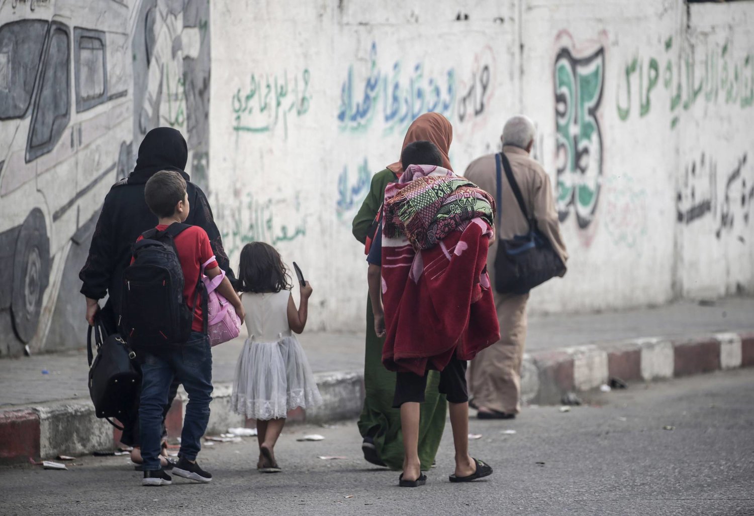 Over 20,000 Internally Displaced People take shelter at UNRWA schools in Gaza